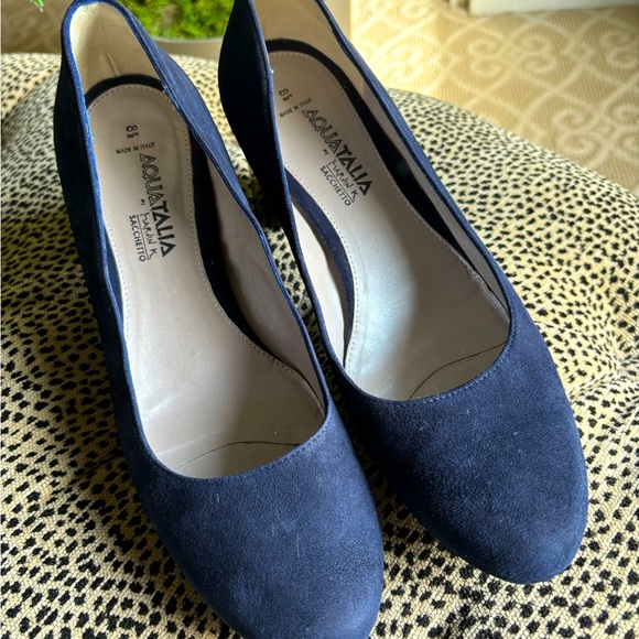 Aquatalia womens Navy suede waterproof women’s pump  sz 8.5 - Picture 5 of 6